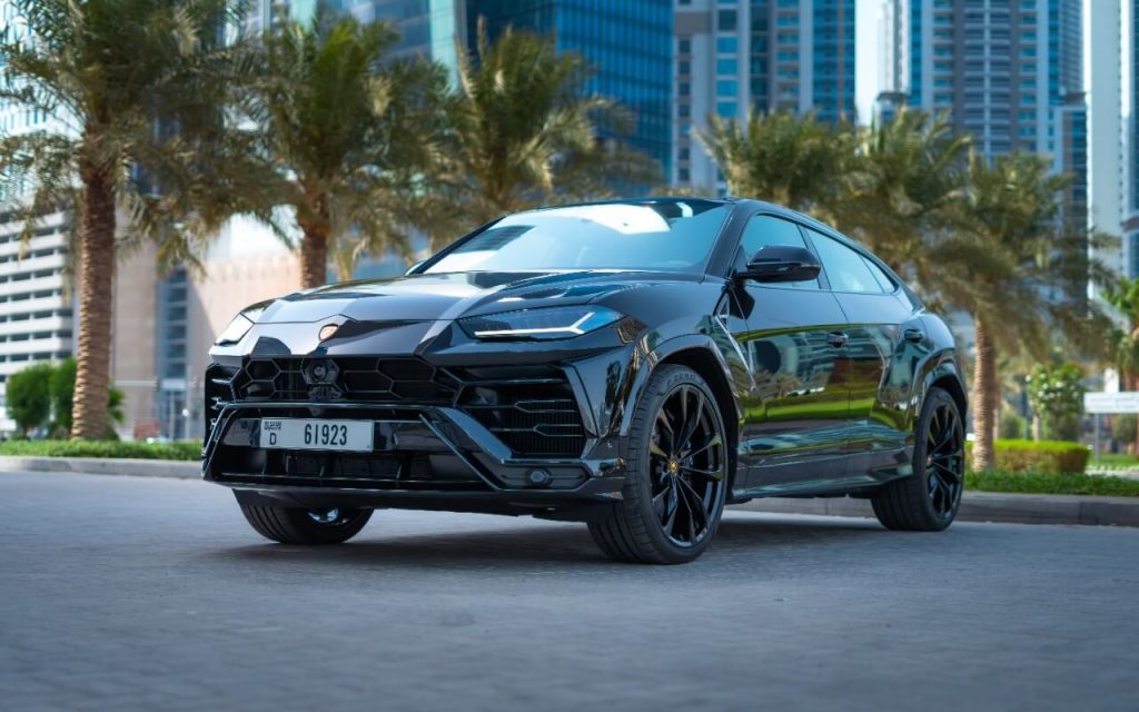 Lamborghini urus 2022 -Black