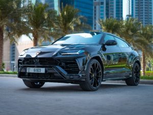 Lamborghini urus 2022 -Black