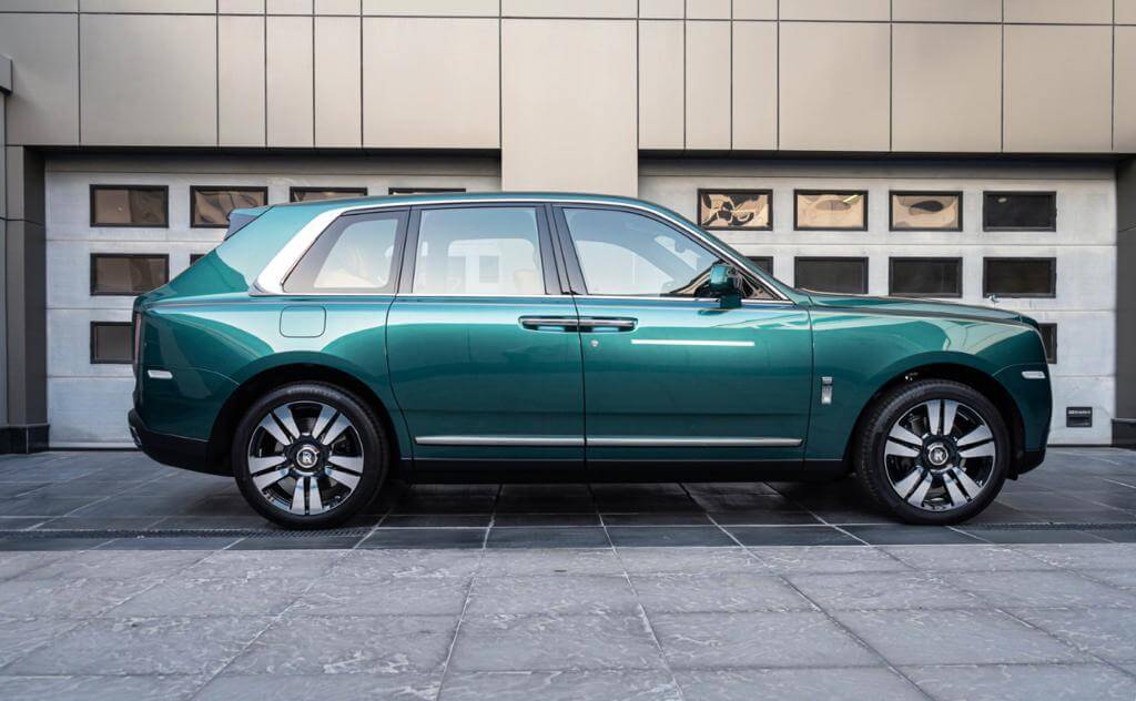 Rolls Royce Cullinan 2022-MTN-1-Green