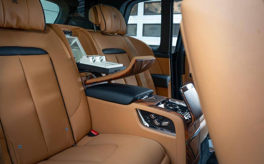 Rolls Royce Cullinan 2022-MTN-1-Green